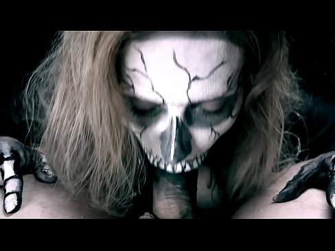 ❤️ Demoniska meitene sūc locekli ar savu melno muti un norij spermu. ❤ Seks video pie porno lv.mumsp.ru ❌
